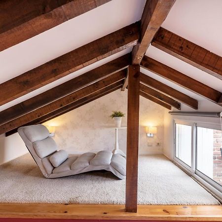 Guestready - Fantastic Rustic Duplex With Terrace Apartment ลิสบอน ภายนอก รูปภาพ